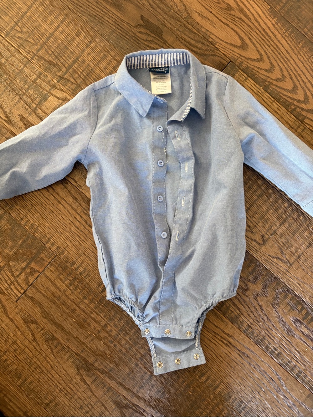 Baby Boyz by Nanette 18m dress shirt onesie